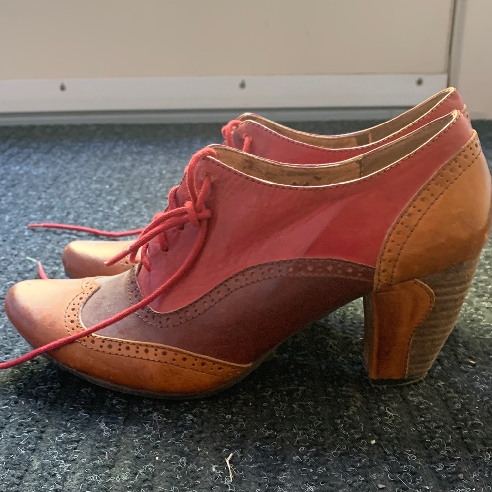 Saddle Shoes